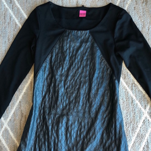 👸SAVE THE QUEEN 👸 JACQUARD QUILTED DRESS👸 - Picture 3 of 7